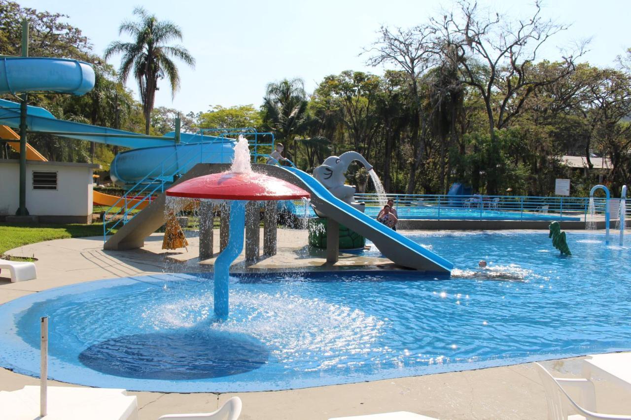 Hotel Termas Do Lago 格拉瓦塔尔 外观 照片